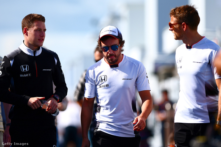 Stoffel Vandoorne, Fernando Alonso és Jenson Button