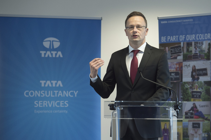 Szijjártó Péter külgazdasági és külügyminiszter a Tata Consultancy Services sajtótájékoztatóján