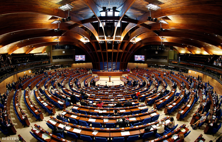 Az Európa Tanács ülése április 25-én.