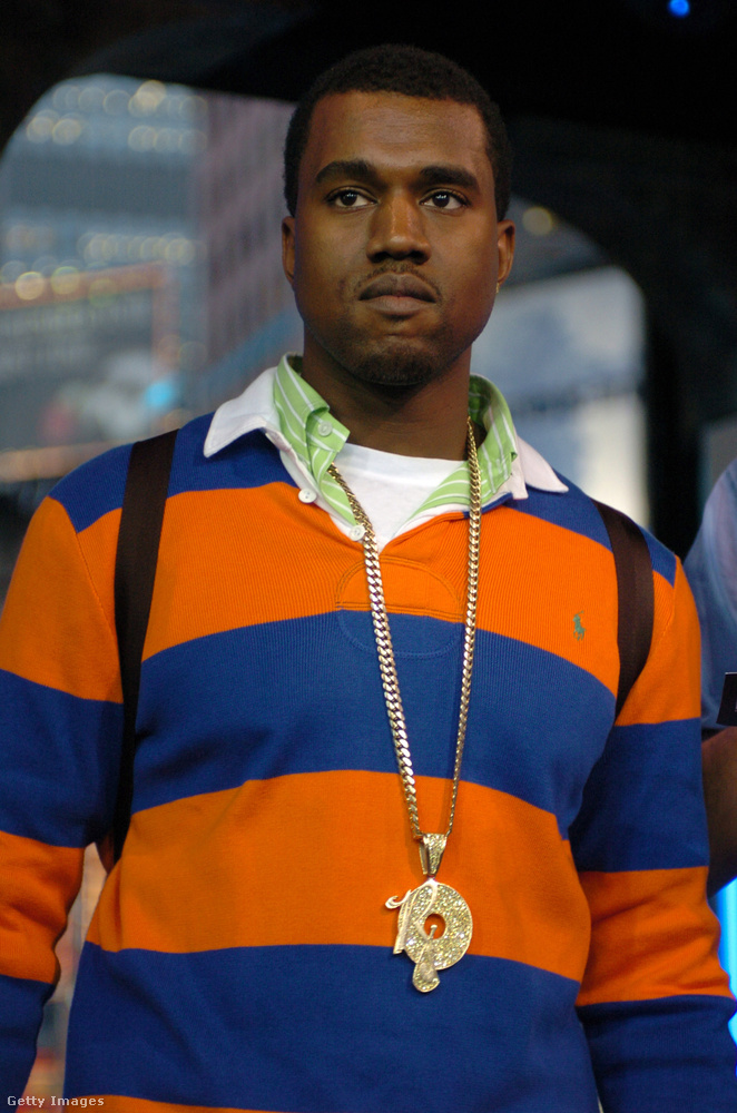 Igen, ő Kanye West, még a 2004-es esztendőből