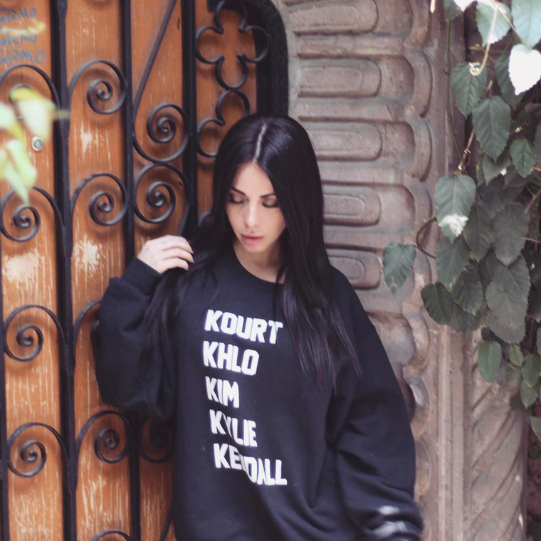 Az interneten a mexikói Kim Kardashianként emlegetik, melynek híre láthatóan már hozzá is eljutott.&nbsp;