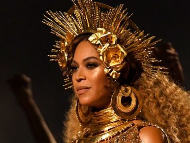 Megszülettek Beyoncé ikrei!