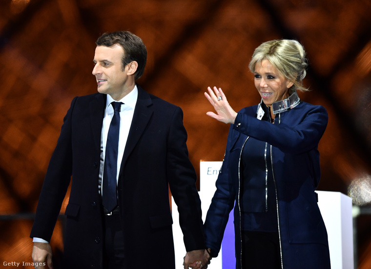 Ezen a képen Emmanuel Macron látható, nem sokkal azután, hogy kiderült, hogy megnyerte a francia elnökválasztást