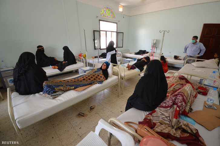 Kkolerás betegeknek fenntartott elkülönítő egy jemeni kórházban, május 14-én.
