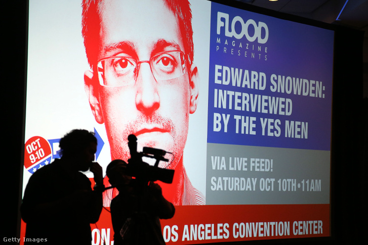 Snowden-interjú reklámja Los Angelesben