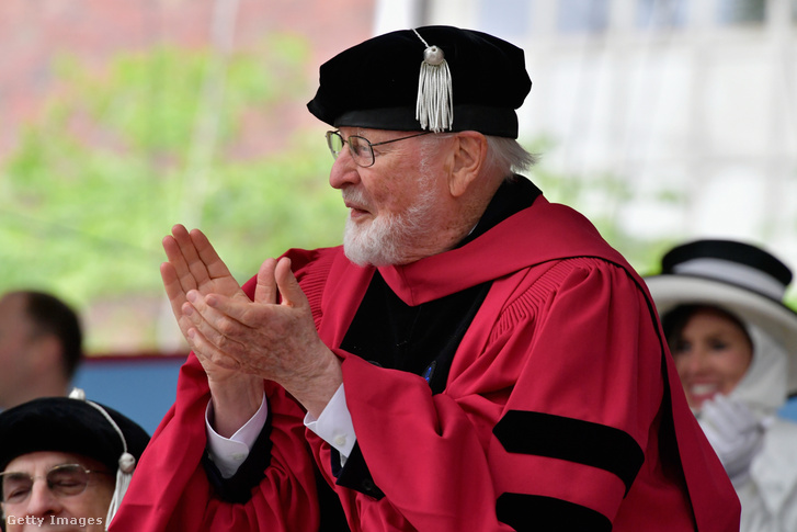 John Williams a Harvard University doktorrá avató ceremóniáján