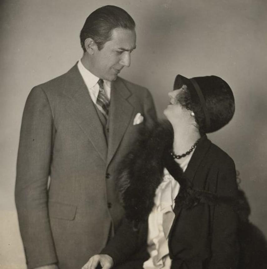 
                        	Lugosi Béla harmadik feleségével, a gazdag San Franciscó-i özveggyel, Beatrice Weeksszel még annyi időt sem töltött, mint az előzőekkel: 1929 szeptemberében egybekeltek, októberben pedig szétmentek.
