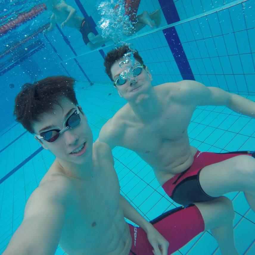 	Pulai Bence és Vince úszók édesapja nem más, mint az olimpiai aranyérmes kenus Pulai Imre. A testvérpár felkészülését nevelőapjuk, Turi György edző felügyelte.