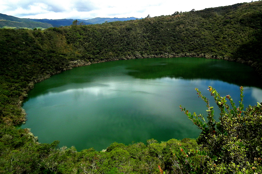 	A tavat 1965 óta a kolumbiai kormány rendelete óvja, mely tiltja a privát kutatásokat és a víz lecsapolását, így egyelőre nem lehet tudni, milyen további kincsek rejtőznek a víz alatt.