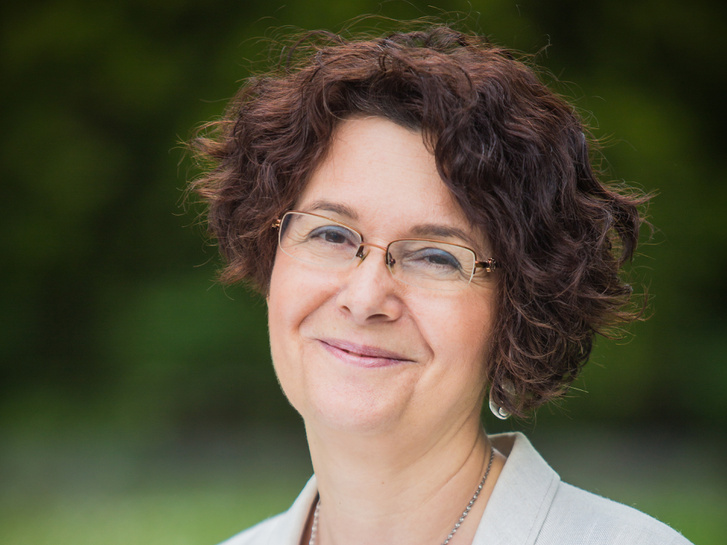 Dr. Kalla Zsuzsa