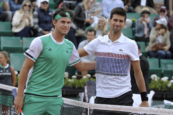 Az osztrák Dominik Thiem simán, három játszmában legyőzte a címvédő szerb Novak Djokovićot a Roland Garros negyeddöntőjében