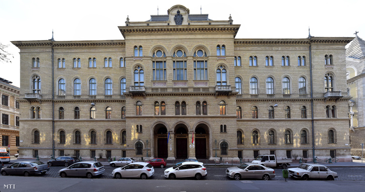 A Fővárosi Törvényszék épülete az V. kerület Markó utca 27-ben.