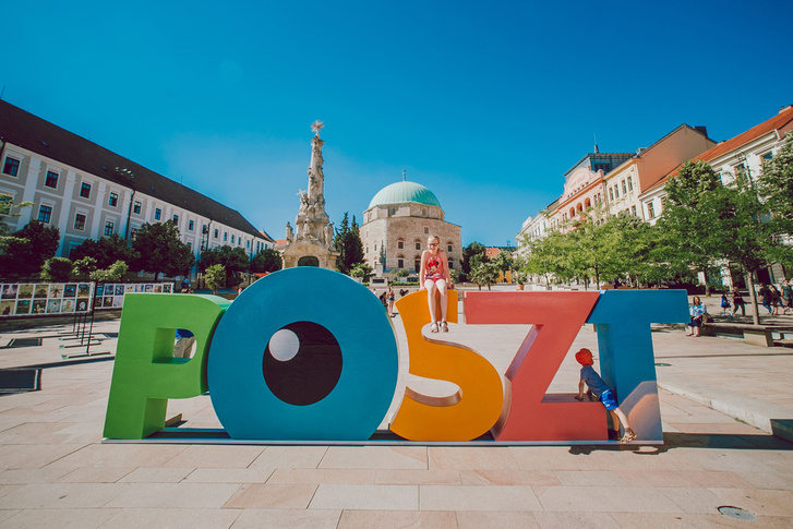 poszt színház pécs