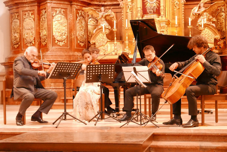 Dvořák Zongoraötöse Patrice Fontanarosa, Michel Bourdoncle és a Trio Goldberg előadásában