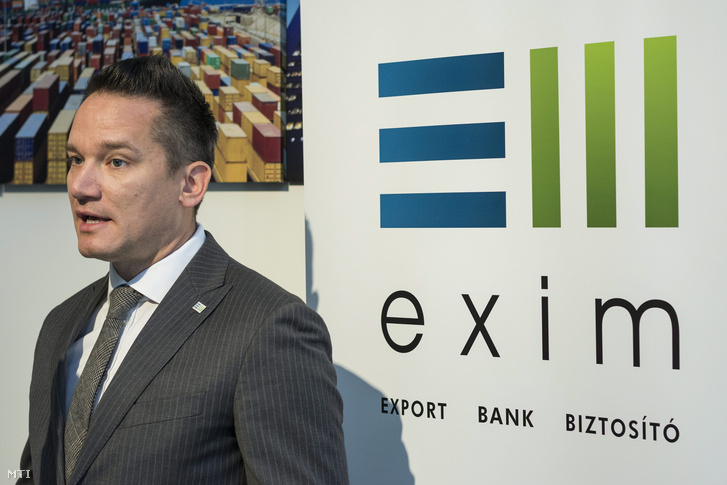 Puskás András, az Eximbank üzleti vezérigazgató-helyettese a bank észak-alföldi képviseletének avatásán Debrecenben 2015. február 5-én