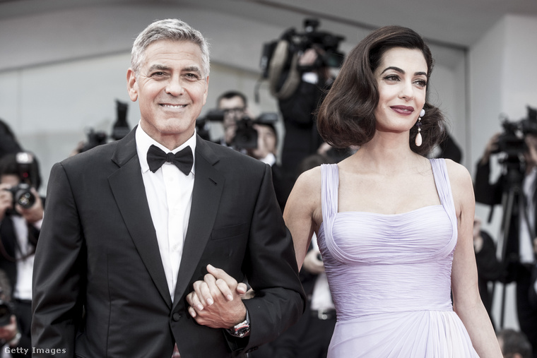 Szeptember első hétvégéjén volt, hogy a Velencei Filmfesztiválon Amal Clooney elkísérte a férjét, így végre megint láthattuk a vörös szőnyegen