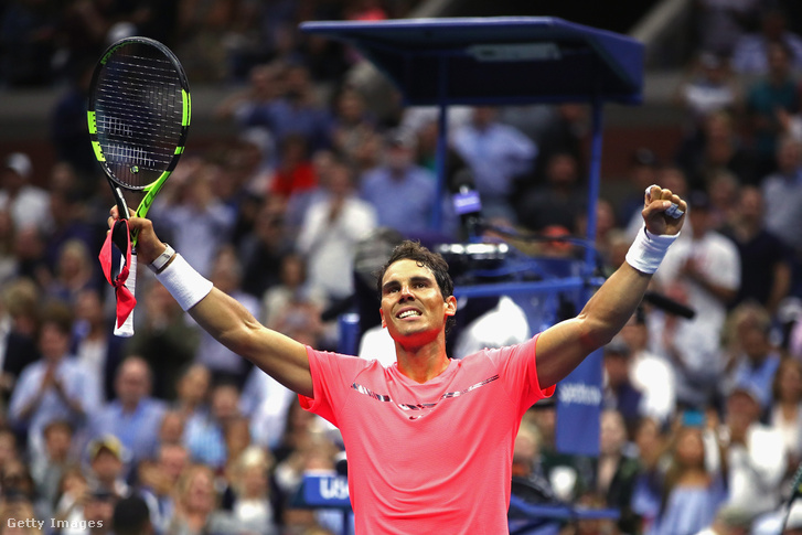 Rafael Nadal ünnepel az Andrey Rublev elleni meccs után