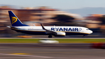 Háborognak a Ryanair utasai