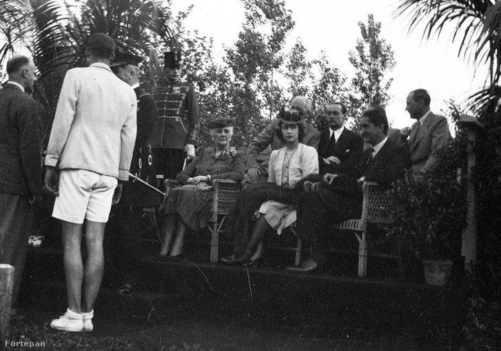 Horthy István családjával 1942 májusában egy magyar-német teniszmérkőzésen