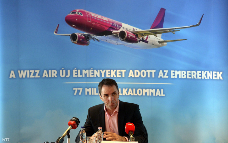 Váradi József, a Wizz Air vezérigazgatója sajtótájékoztatót tart Budapesten 2014. augusztus 25-én