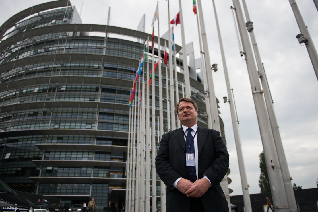 Béla Kovács in front of the building of European Parliament.