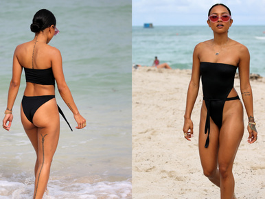 Ez az egyrészes fürdőruha hátulról bikini