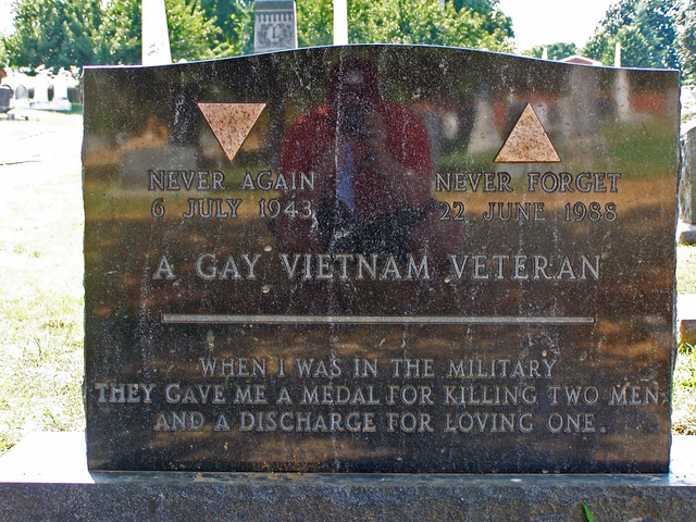 Gay vietnam veteran tomb