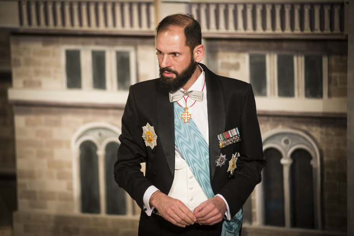 Széles Tamás - János herceg, miniszterelnök