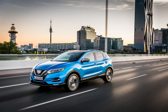 426191873 The new Nissan Qashqai premium crossover enhancements