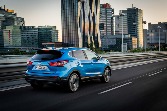 426191875 The new Nissan Qashqai premium crossover enhancements