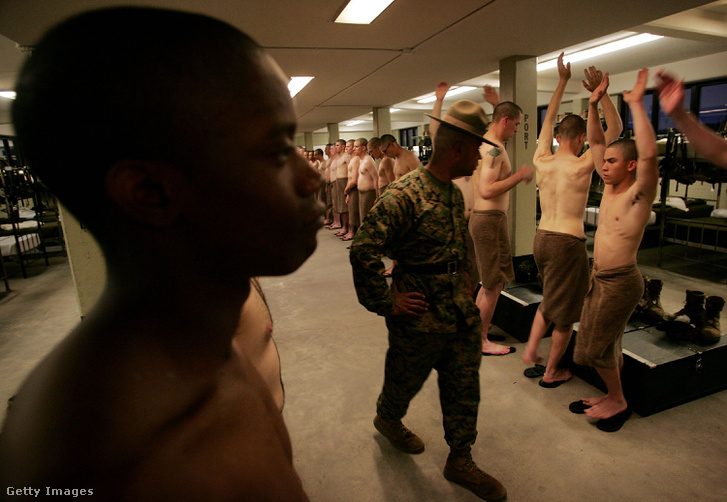 Kiképzés a Parris Island támaszponton