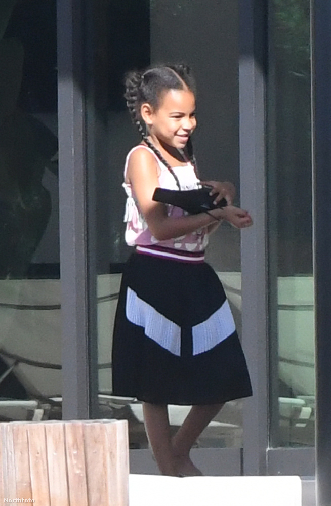 Ne feledkezzünk meg Beyoncé és Jay-Z elsőszülött gyerekéről se!&nbsp;A Kis Blue Ivy már 5 éves nagy lány.
