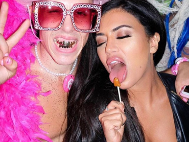 Candy Ken a Hello Kittynél csak a gyúrást szereti jobban