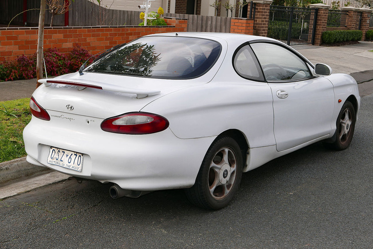 1998 Hyundai Coupe (RD) FX coupe (2015-08-07) 02