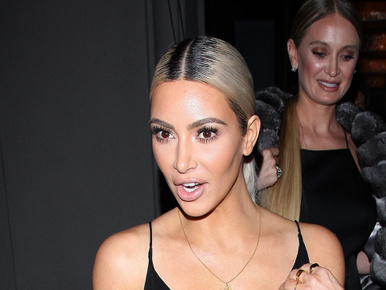 Kim Kardashian a béranyás szülés nehézségeiről beszélt