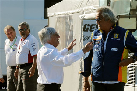 Bernie Ecclestone és Flavio Briatore