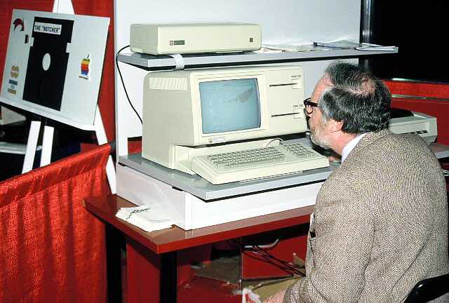 Apple Computer 1983 Lisa-1