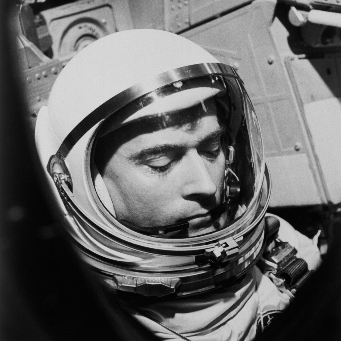 1965. március 23. John Young, a Gemini-Titan 3 küldetés pilótája start előtti utolsó pillanatokban