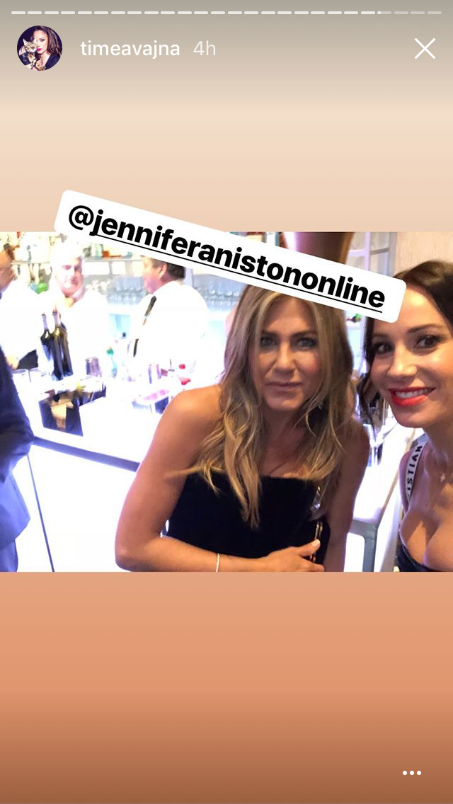 Még Jennifer Anistonnal is tudott készíteni egy közös képet.