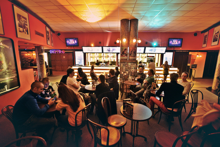 A Budapest Jazz Club kávézója