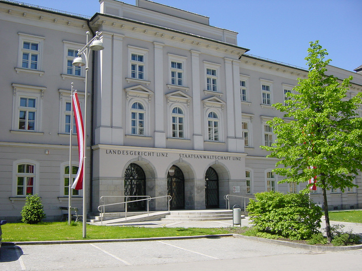 A linzi bíróság épülete