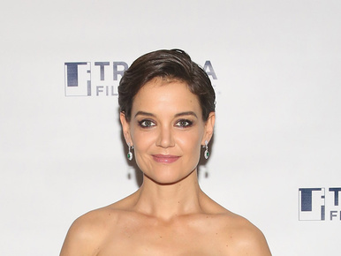 Katie Holmes miért nem teregette ki Tom Cruise mocskos szcientológus dolgait?