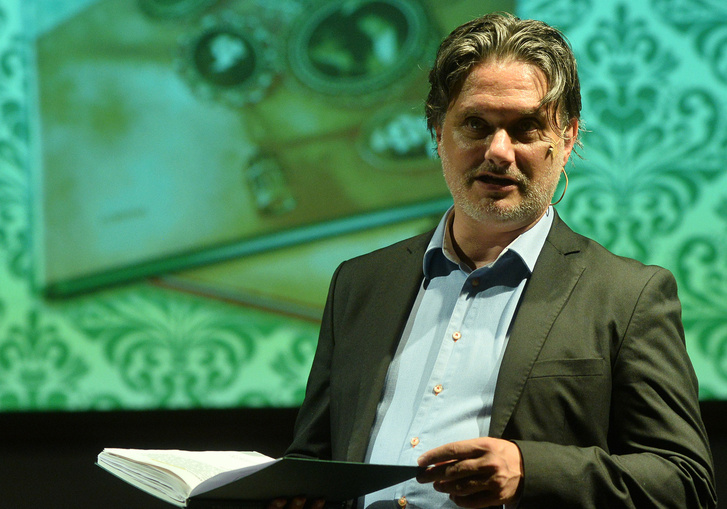 Nyáry Krisztián