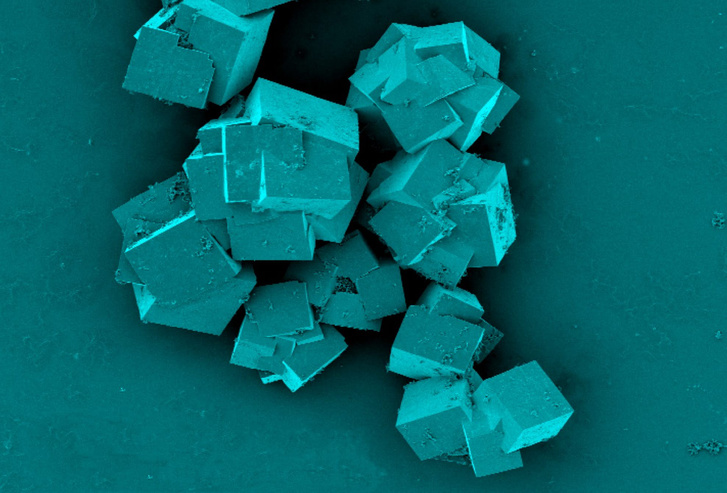 Az anyag elektronmikroszkópos képe