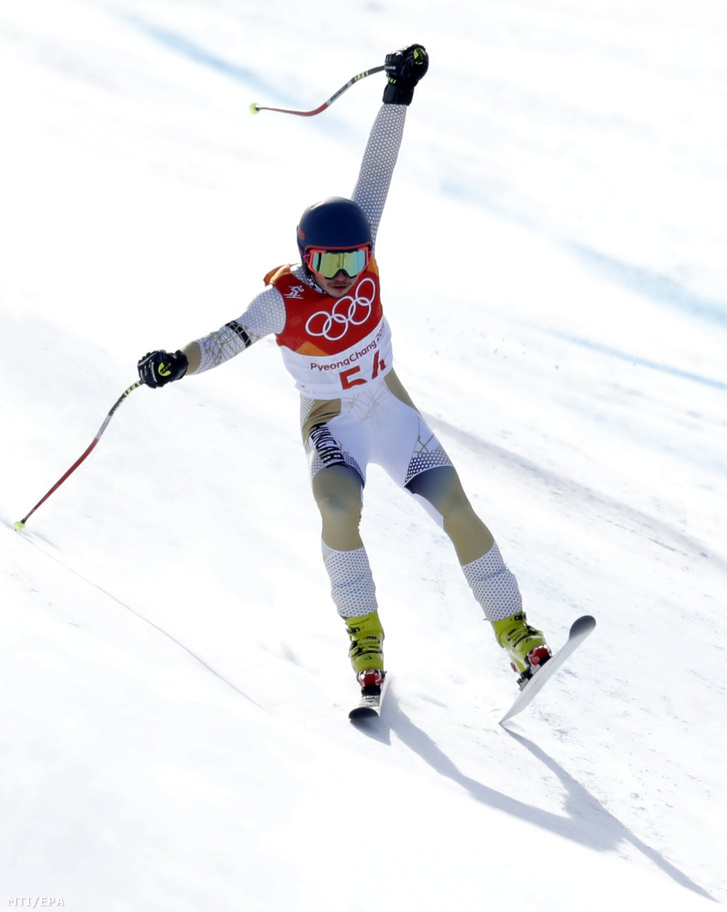 Kékesi Márton az alpesi sízők férfi lesiklószámában a phjongcshangi téli olimpián a Dzsongszon Alpesi Központban 2018. február 15-én.