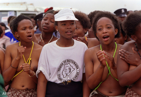 Botswanai fiatalok (Fotó: Derrick Ceyrac)