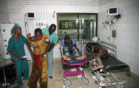 Sérültek a bamakói kórházban