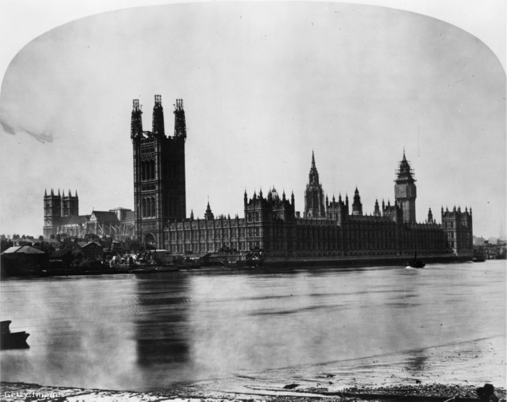 A londoni parlament épülete és a Temze, 1858 körül