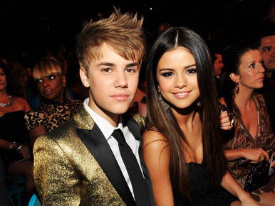 Selena Gomez és Justin Bieber szakítottak