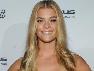 Még most nézze meg Nina Agdal meztelen fotóját, mielőtt letiltja az Instagram!